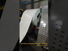 Máquinas para formar rolos de telhado com punção em linha